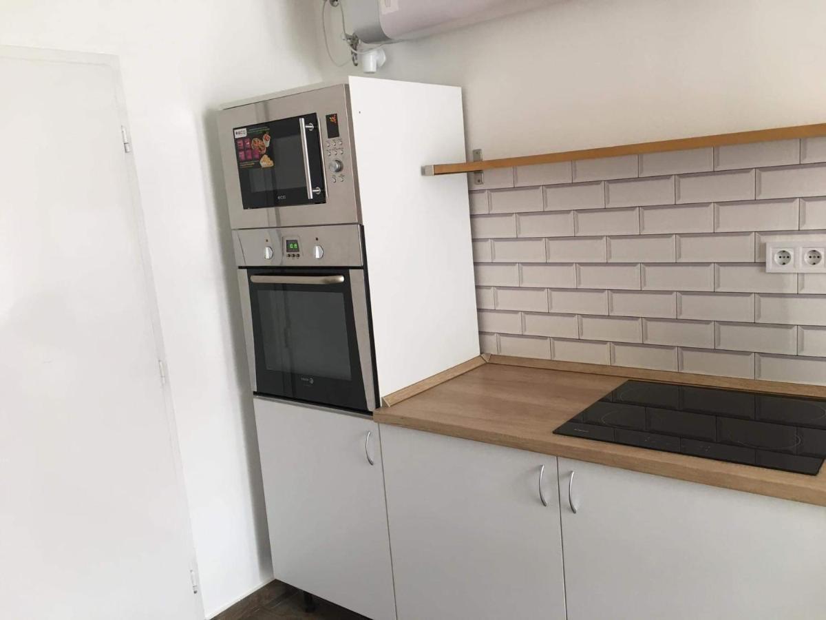 Cuki Apartmanok Dombóvár Екстериор снимка