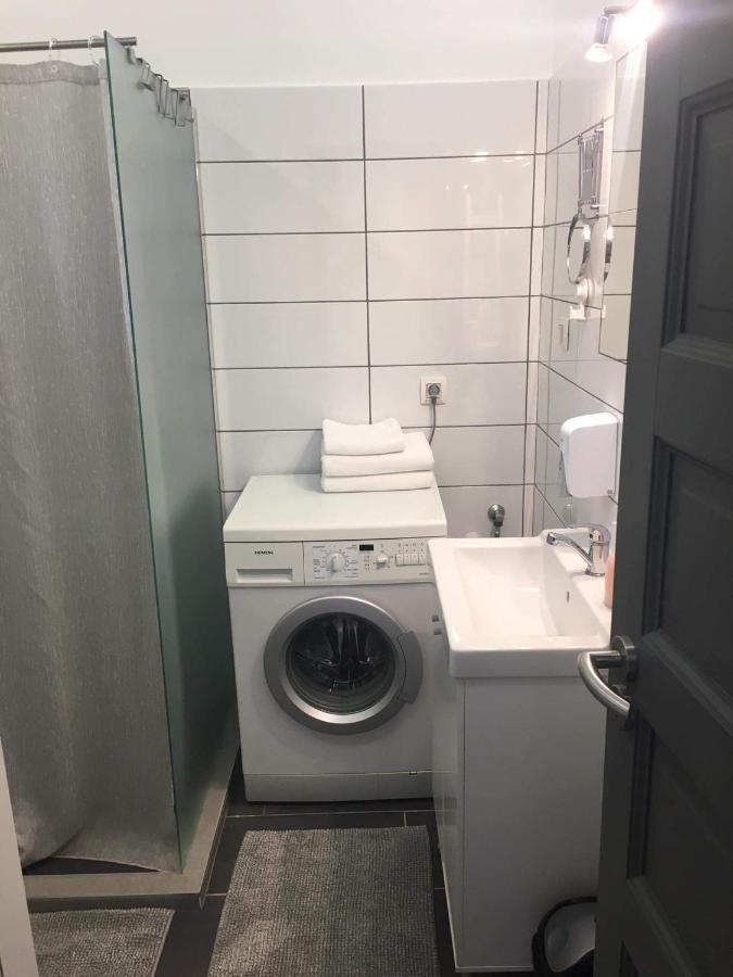 Cuki Apartmanok Dombóvár Екстериор снимка