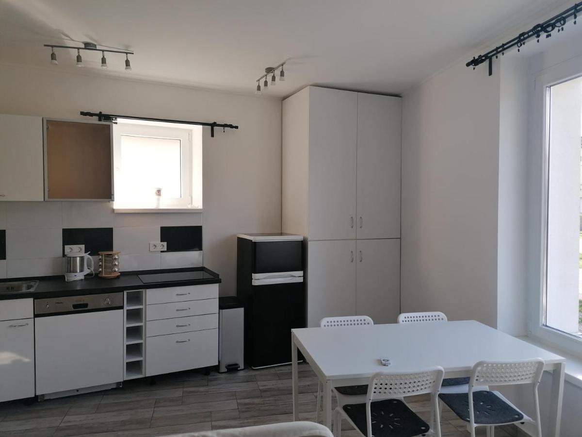 Cuki Apartmanok Dombóvár Екстериор снимка